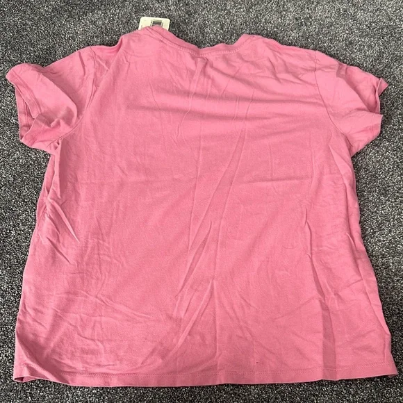 Levi's Vibrant Pink Tee - Picture 3 of 3